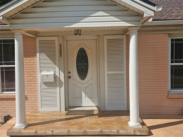 1103 McNamee Street, Norman, OK 73069