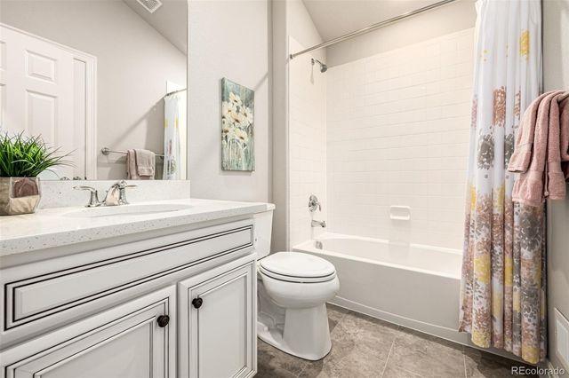 22654 E Henderson Drive, Aurora, CO 80016