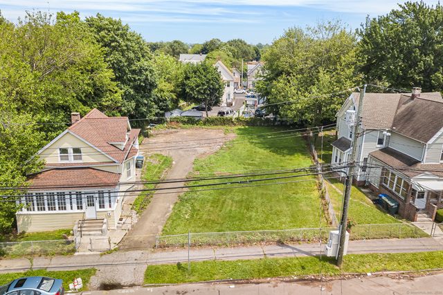 320 Union Avenue, Bridgeport, CT 06607