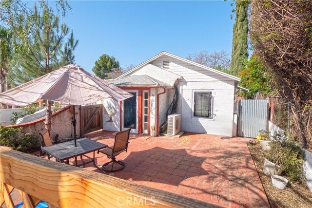 13217 Raven Drive, Sylmar (los Angeles), CA 91342