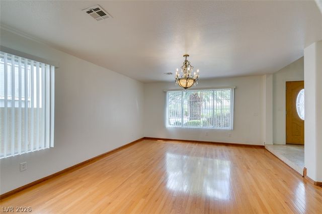 8224 Tivoli Cove Drive, Las Vegas, NV 89128