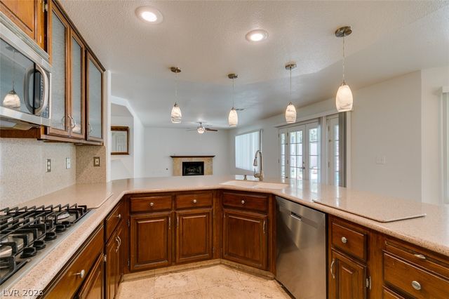 8224 Tivoli Cove Drive, Las Vegas, NV 89128