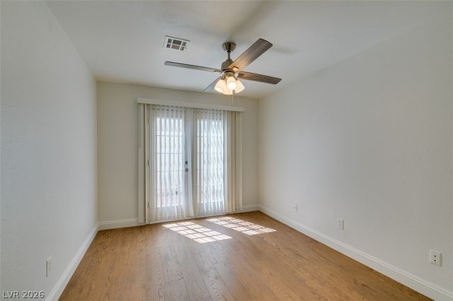 8224 Tivoli Cove Drive, Las Vegas, NV 89128