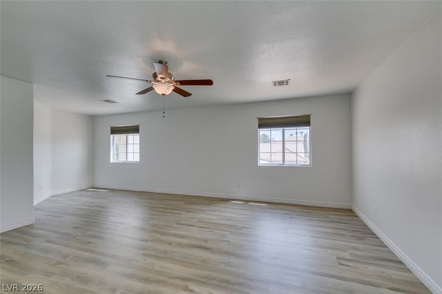 8224 Tivoli Cove Drive, Las Vegas, NV 89128