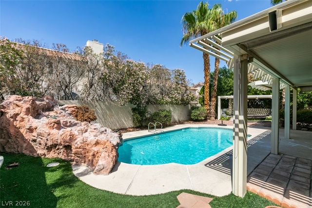 8224 Tivoli Cove Drive, Las Vegas, NV 89128