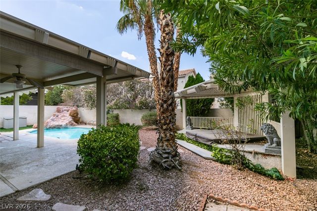 8224 Tivoli Cove Drive, Las Vegas, NV 89128
