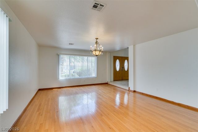 8224 Tivoli Cove Drive, Las Vegas, NV 89128
