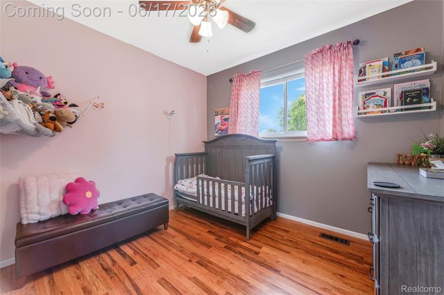 14914 Jenny Drive, Warren, MI 48088
