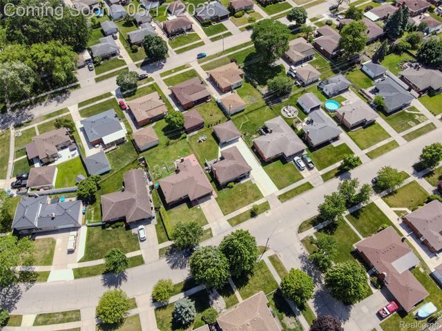 14914 Jenny Drive, Warren, MI 48088