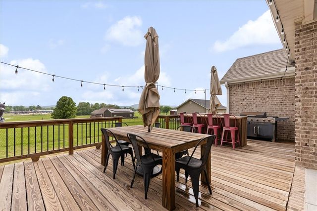 313 W Bush Street, Prairie Grove, AR 72753
