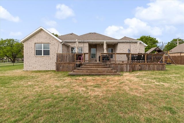 313 W Bush Street, Prairie Grove, AR 72753
