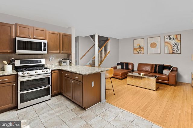 301 PHEASANT RUN, Monmouth Junction, NJ 08852