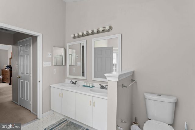 301 PHEASANT RUN, Monmouth Junction, NJ 08852