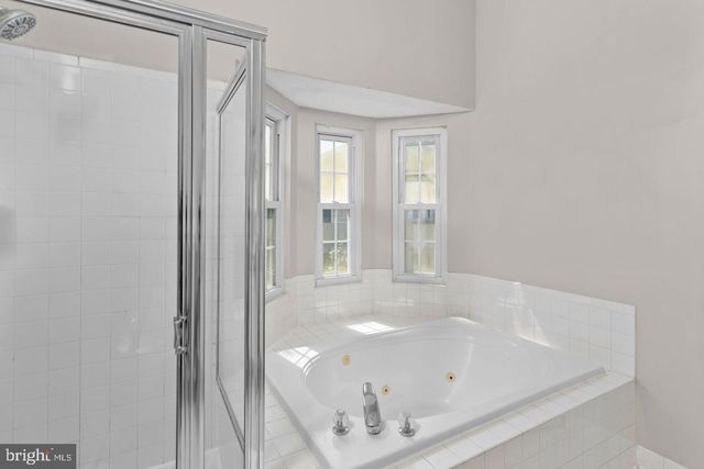 301 PHEASANT RUN, Monmouth Junction, NJ 08852