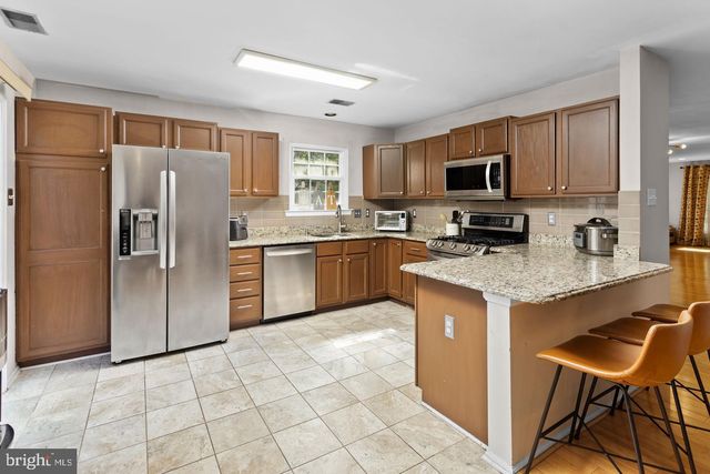 301 PHEASANT RUN, Monmouth Junction, NJ 08852