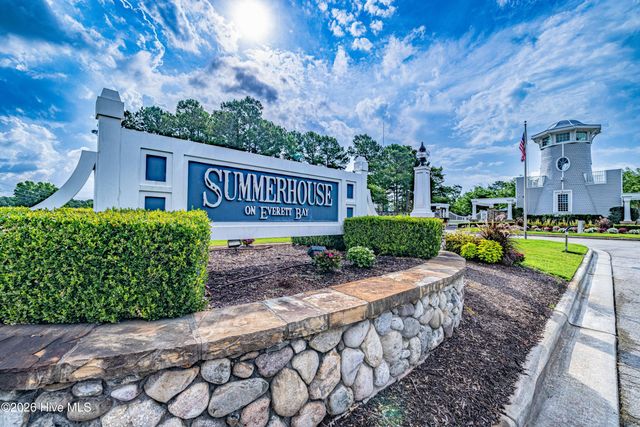 401 Summerhouse Drive, Holly Ridge, NC 28445