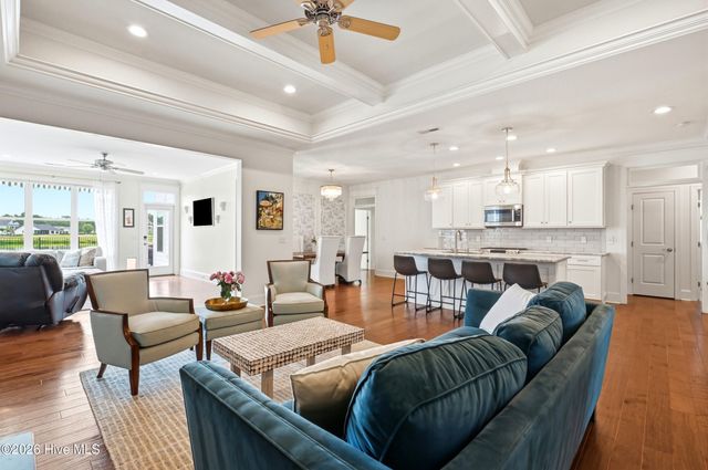 401 Summerhouse Drive, Holly Ridge, NC 28445