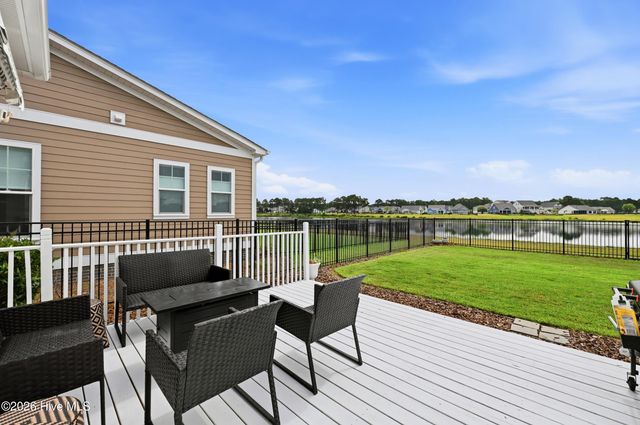 401 Summerhouse Drive, Holly Ridge, NC 28445