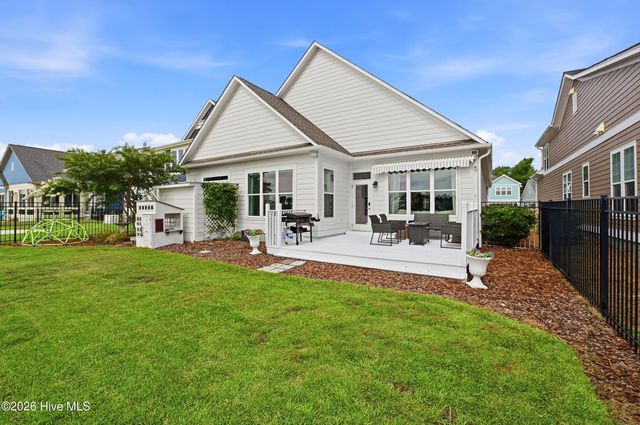 401 Summerhouse Drive, Holly Ridge, NC 28445