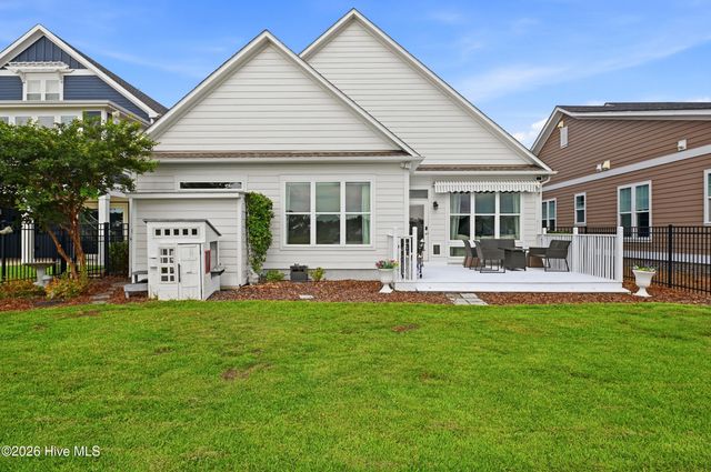 401 Summerhouse Drive, Holly Ridge, NC 28445