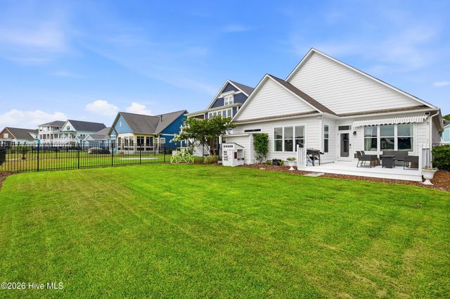 401 Summerhouse Drive, Holly Ridge, NC 28445