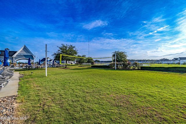 401 Summerhouse Drive, Holly Ridge, NC 28445