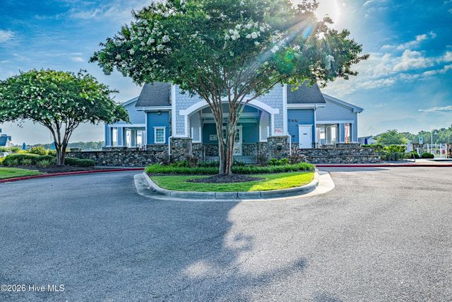 401 Summerhouse Drive, Holly Ridge, NC 28445