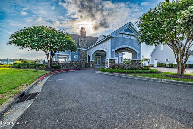 401 Summerhouse Drive, Holly Ridge, NC 28445