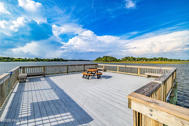 401 Summerhouse Drive, Holly Ridge, NC 28445
