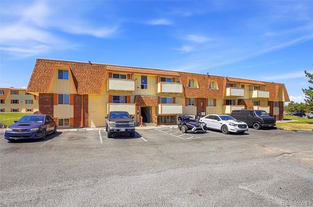 10211 Ura Lane 2-104, Denver, CO 80260
