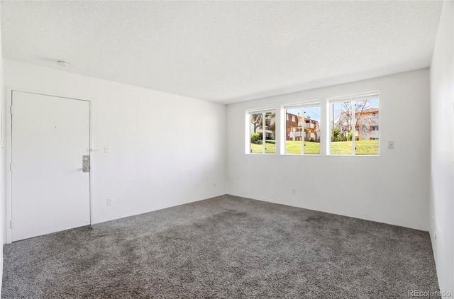 10211 Ura Lane 2-104, Denver, CO 80260