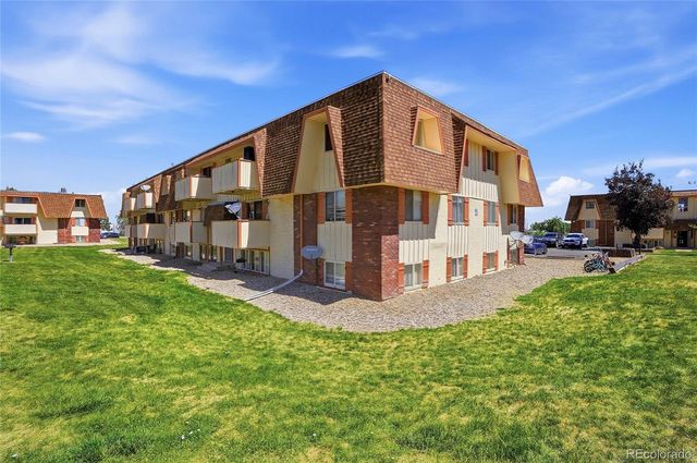 10211 Ura Lane 2-104, Denver, CO 80260