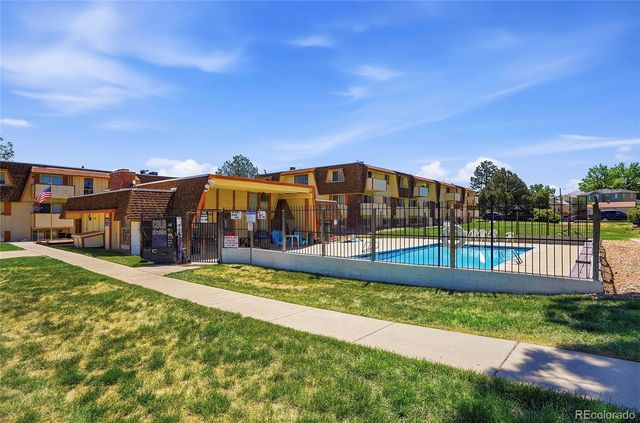 10211 Ura Lane 2-104, Denver, CO 80260