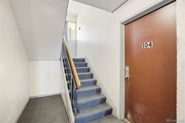 10211 Ura Lane 2-104, Denver, CO 80260