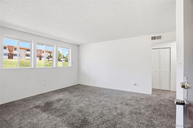 10211 Ura Lane 2-104, Denver, CO 80260