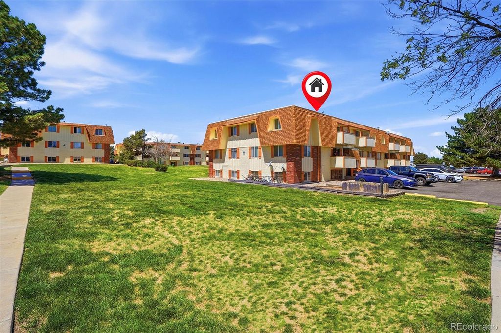 10211 Ura Lane 2-104, Denver, CO 80260