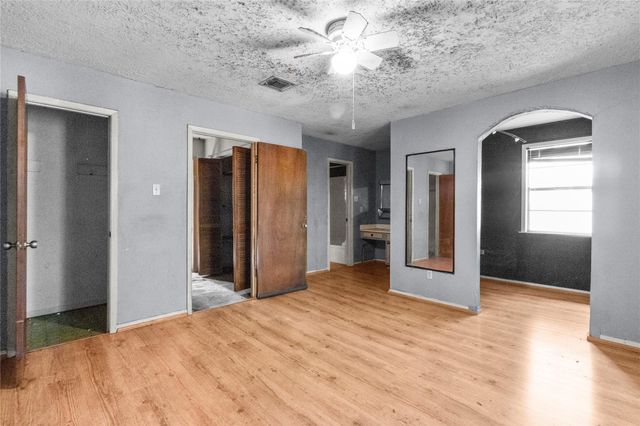 10702 Sagewillow Lane, Houston, TX 77089