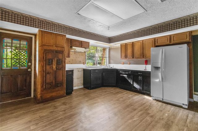 10702 Sagewillow Lane, Houston, TX 77089