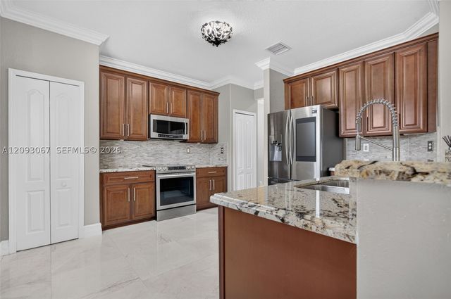 21043 SW 92nd Pl, Cutler Bay, FL 33189