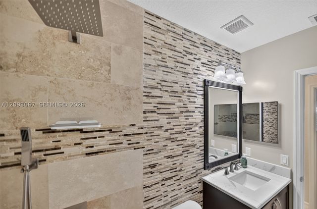 21043 SW 92nd Pl, Cutler Bay, FL 33189