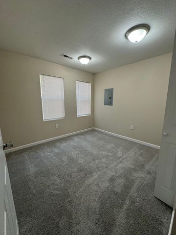 2673 S Holyoke St, Wichita, KS 67210