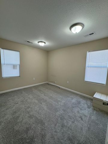 2673 S Holyoke St, Wichita, KS 67210