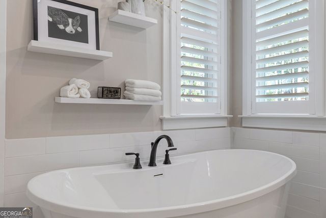 1230 Lake Drive, Greensboro, GA 30642