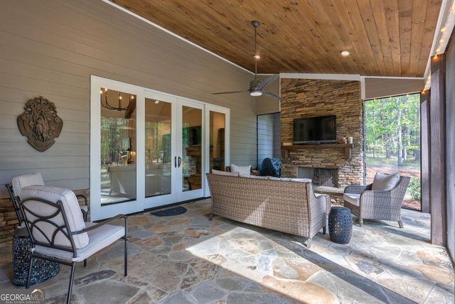 1230 Lake Drive, Greensboro, GA 30642
