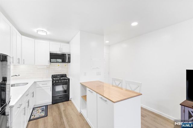 9 Vreeland Avenue 3A, Hackensack, NJ 07601