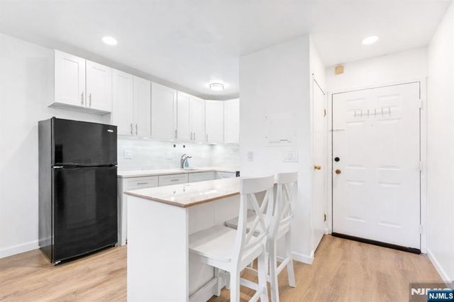 9 Vreeland Avenue 3A, Hackensack, NJ 07601