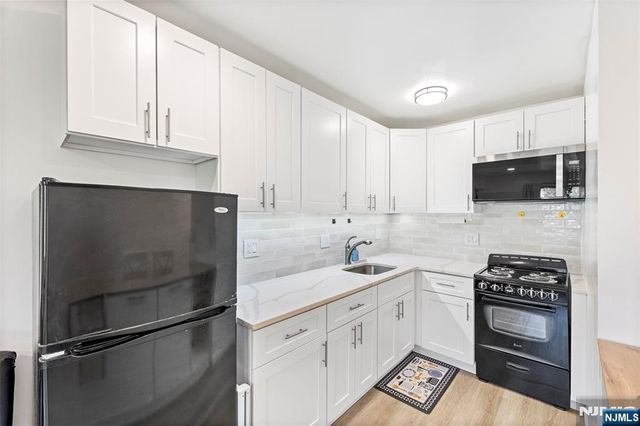 9 Vreeland Avenue 3A, Hackensack, NJ 07601