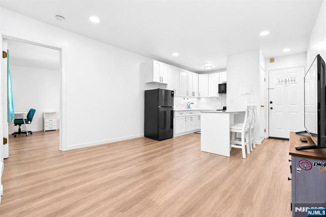 9 Vreeland Avenue 3A, Hackensack, NJ 07601