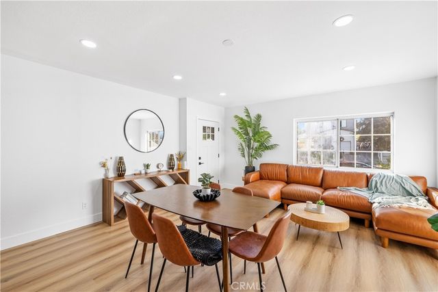 9008 Baring Cross, Los Angeles, CA 90044