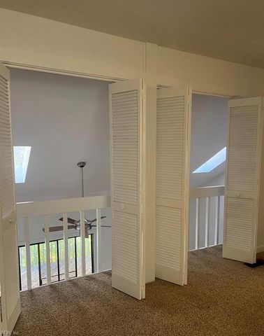 218 Misty Point LN, Newport News, VA 23603